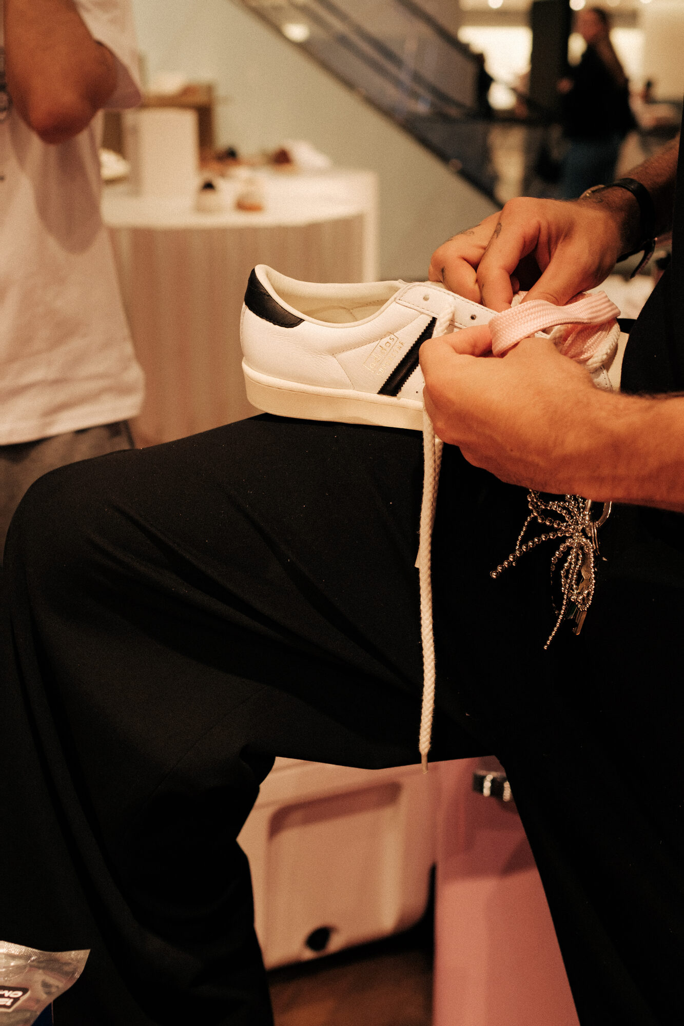 baggy x breuninger, pop-up store