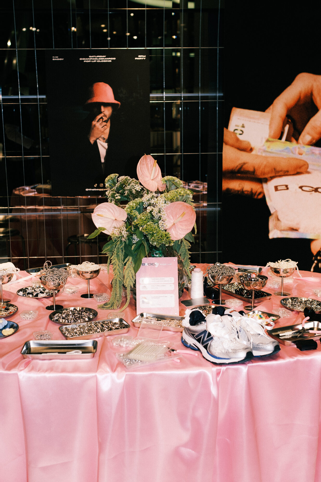 baggy x breuninger, pop-up store