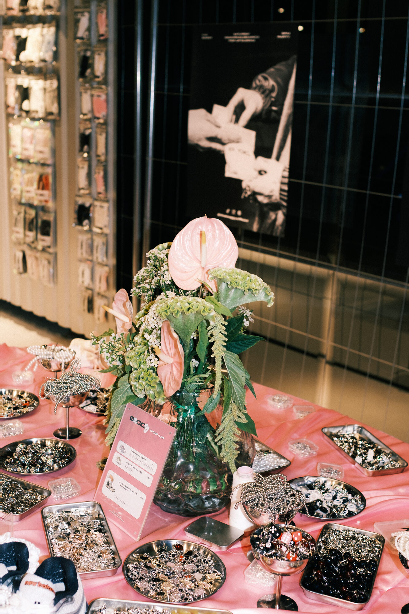baggy x breuninger, pop-up store